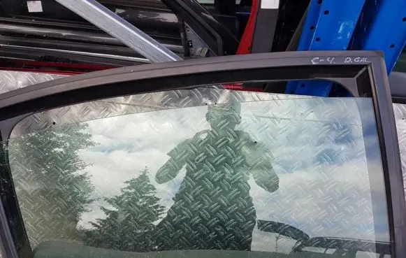 Citroen C4 I Rear door window glass