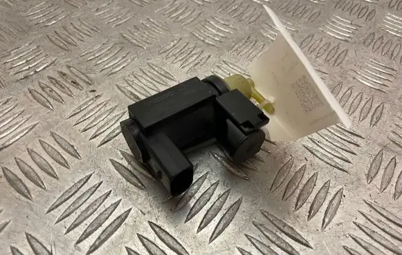 Volvo XC90 Turbo solenoid valve 31339808