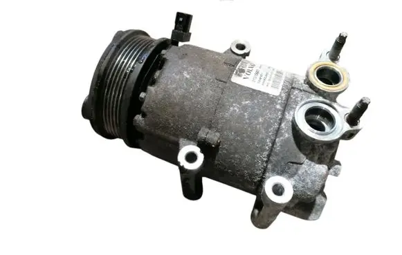 Volvo V70 Air conditioning (A/C) compressor (pump) 31315097