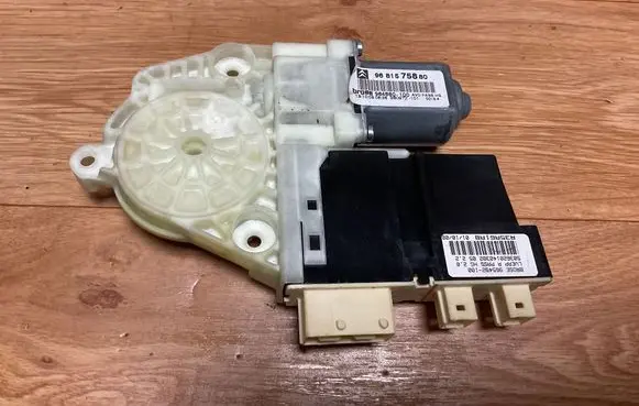 Citroen C4 I Front door window regulator motor 9681575880 964880100 980972101