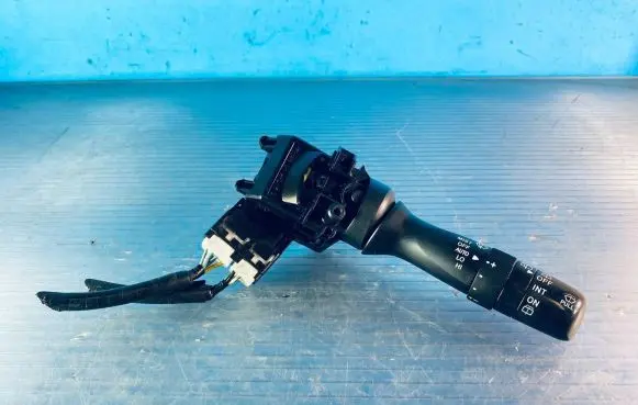 Lexus RX 300 Wiper control stalk 48040173840
