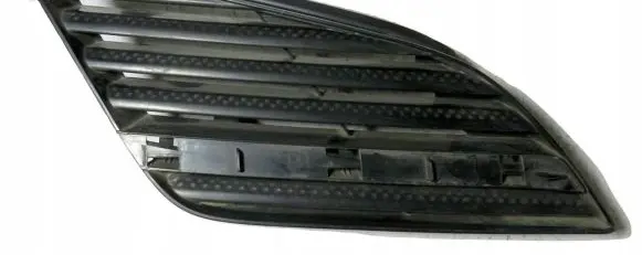 Nissan Primera Front bumper lower grill