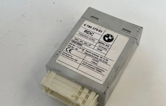 BMW X5 E70 Tire pressure control unit 678527901 6785279