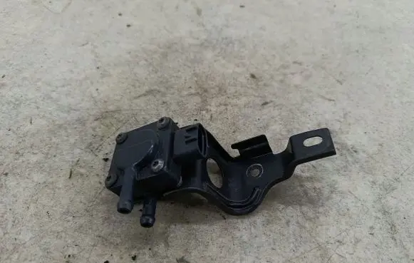 Toyota Corolla Verso E121 Exhaust gas pressure sensor 8948064010