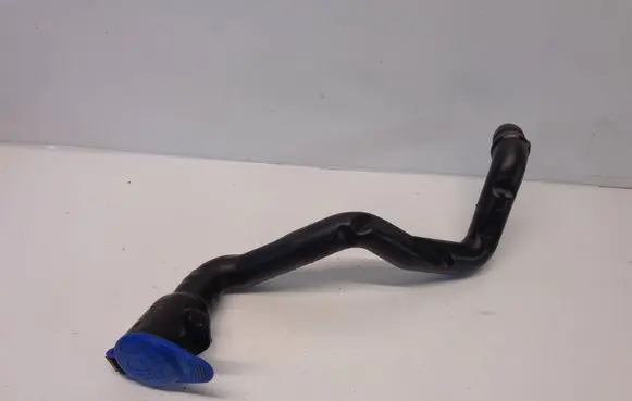 Volvo XC70 Window washer liquid tank fill tube 30699202
