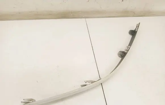 Toyota Avensis T250 Front bumper splitter molding 5271305020