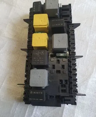 Mercedes-Benz GL X166 Fuse module A1669063801