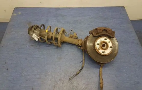 Hyundai i20 (PB PBT) Front wheel hub spindle knuckle