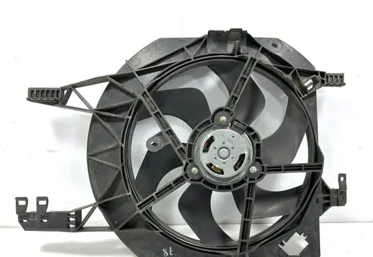 Renault Trafic II (X83) Radiator cooling fan shroud 8200409478E 93854113 1831983