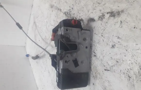Opel Zafira A Rear door lock