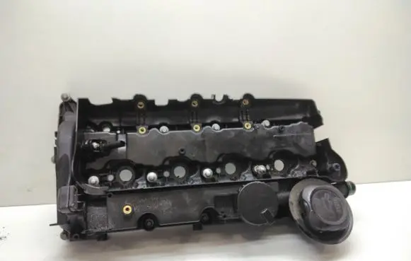 BMW 5 E60 E61 Rocker cam cover 7797613 11127797613