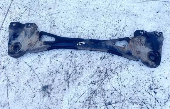 Ford Galaxy Radiator mount bracket c9h7a