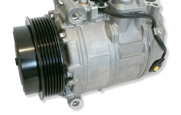 Mercedes-Benz E W212 Air conditioning (A/C) compressor (pump) 0022308411 0032302711