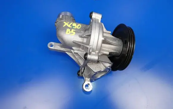 Volvo XC90 Water pump 32252284