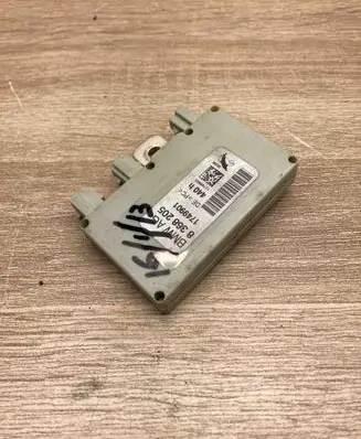 BMW 7 E65 E66 Aerial antenna amplifier 8368205 1749901 USED