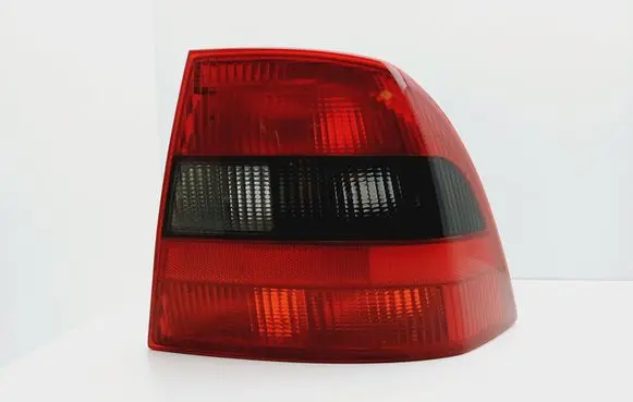 Opel Vectra B Rear/tail lights 37360748