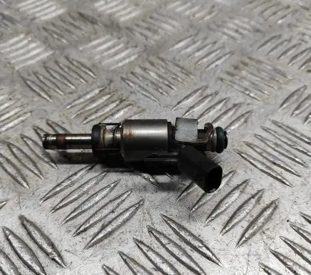 Audi A3 S3 8V Fuel injector 06L906036L 0261500246