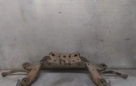 Toyota Avensis T250 Rear subframe 