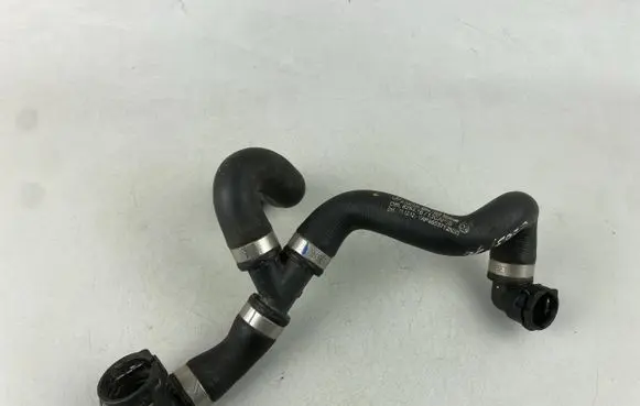 Mercedes-Benz C W205 Engine coolant pipe/hose A2055013984