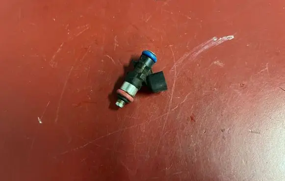 Chrysler Town & Country V Fuel injector 0280158233