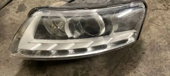 Audi A6 S6 C6 4F Headlight/headlamp 4F0941003