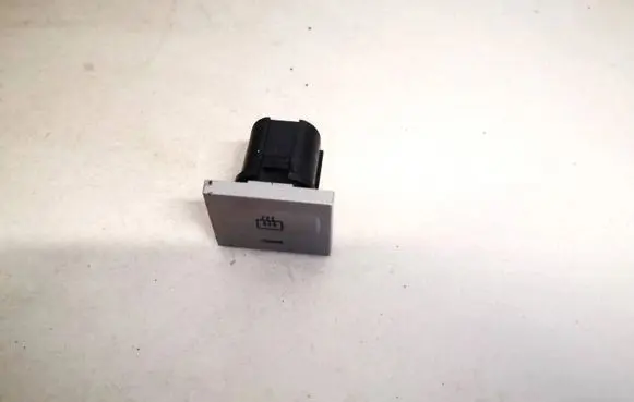 Ford Focus Windscreen/window heater switch 8v4t18c621af