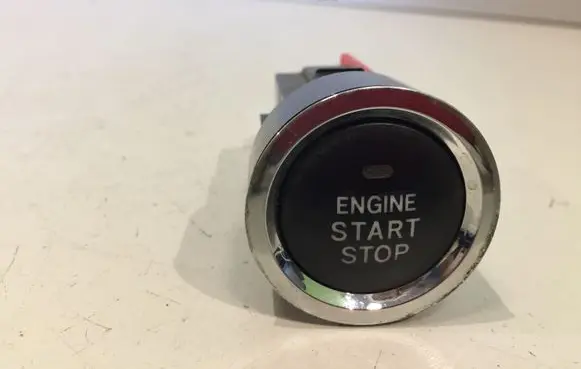 Toyota Avensis T270 Engine start stop button switch 15A8542 396T0500625