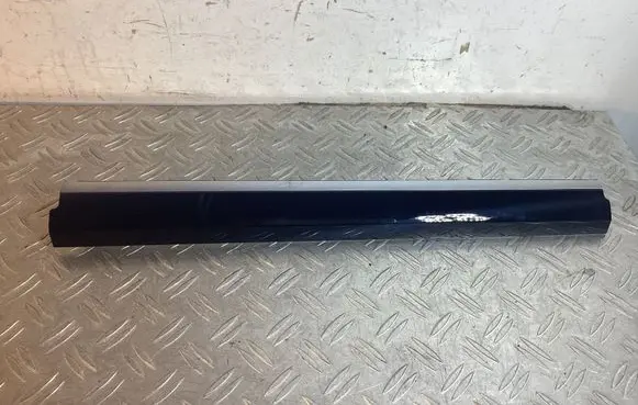 Porsche Cayenne (92A) Dashboard glove box trim 7P5857222P