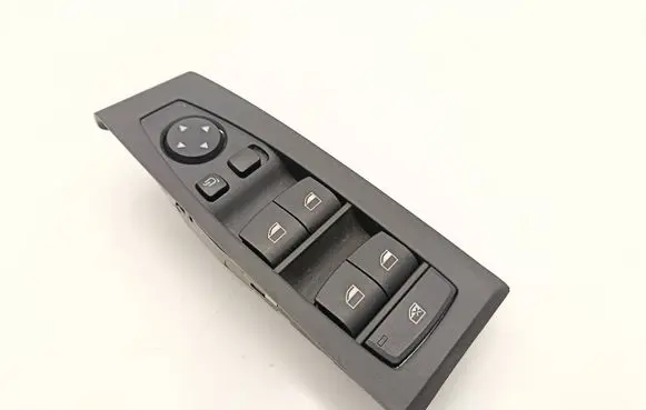 BMW 2 F46 Electric window control switch 9362116