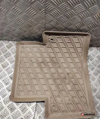 Volvo XC70 Rear floor mat 30660991