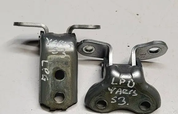 Toyota Yaris XP210 Front door hinge set 4FD7AW4F4