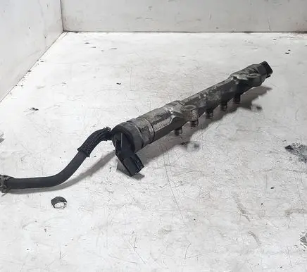 Toyota Auris 150 Fuel main line pipe 8945820050 6240 09L23
