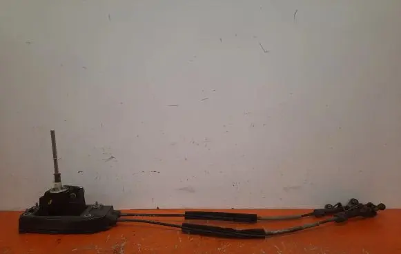 Volkswagen Fox Gear shifter/selector 5Z0711049E