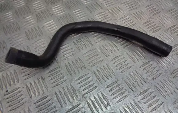 Ford Mondeo MK IV Engine coolant pipe/hose