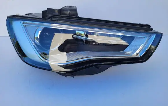 Audi A3 S3 8V Headlight/headlamp 8V0941006 1EL01074022 01074022AF