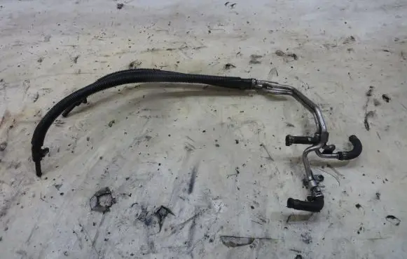 Jeep Grand Cherokee (WK) Engine coolant pipe/hose