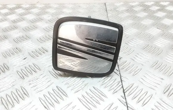 Seat Leon (1M) Tailgate/trunk/boot exterior handle 1M6827565
