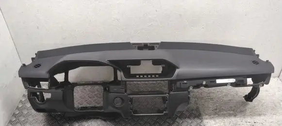 Mercedes-Benz E W212 Dashboard 21268043009
