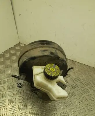 Maserati Ghibli Master brake cylinder 670006653