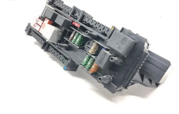 Mercedes-Benz GLK (X204) Fuse box set 0-1670658-1