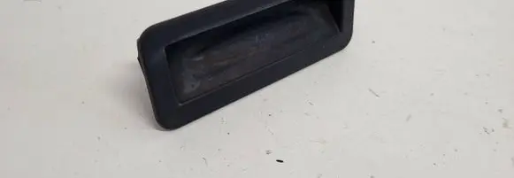 Tailgate opening switch