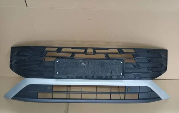 Volkswagen Tayron II Front bumper lower grill 57L853677 57L805903