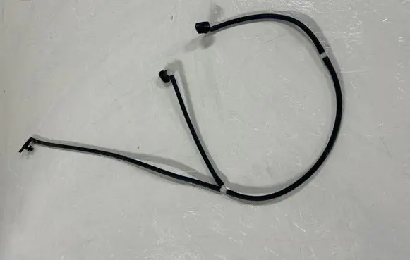 Lexus RX 330 - 350 - 400H Windshield washer spray nozzle 
