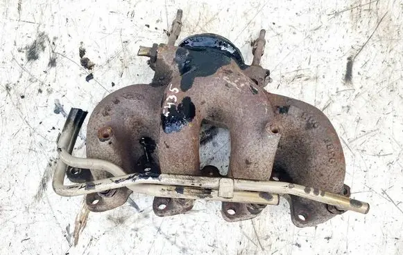 Ford Mondeo MK I Exhaust manifold 938f943