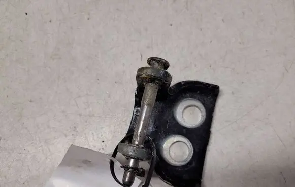 Peugeot 308 Rear door upper hinge