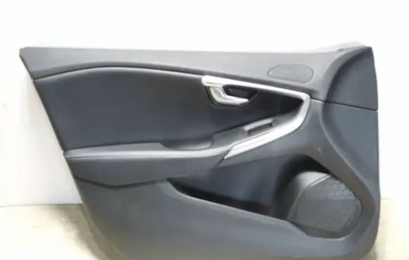 Volvo V40 Front door card panel trim 1319932 3781524y5lv