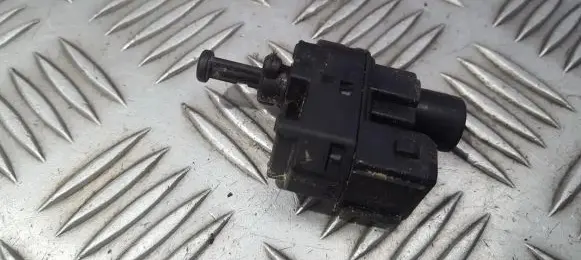 Ford Focus Brake pedal sensor switch
