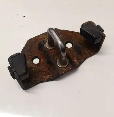 Opel Astra H Rear door lock loop/hook striker 