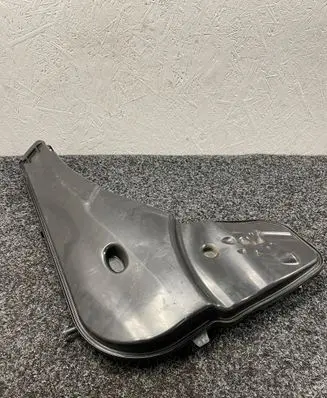 BMW X3 G01 Windshield washer fluid reservoir/tank 7947500