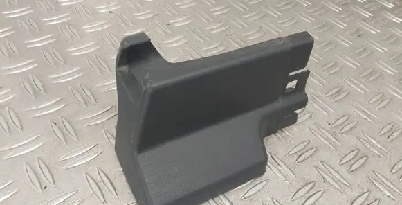 Toyota Verso Front passenger seat rail trim 721370F040